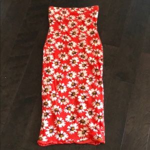 Strapless daisy body-con midi dress
